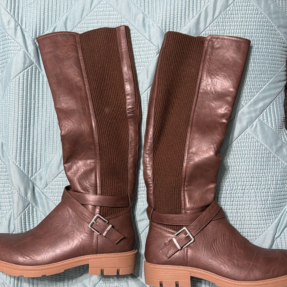 Boutique by Corky hay, ride, stretchy boots, chocolate color